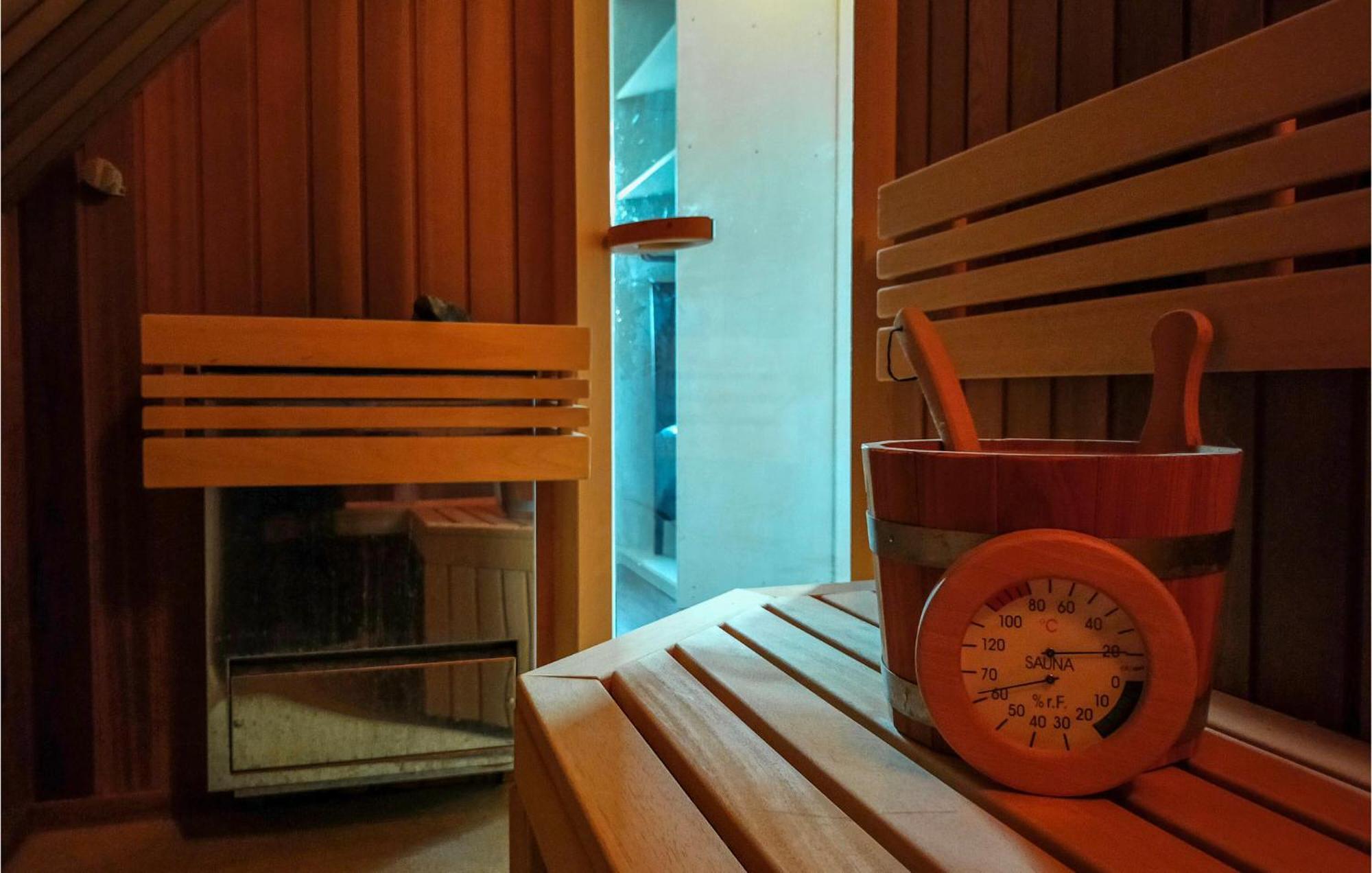 Beautiful Home In Delden With Sauna Exteriör bild